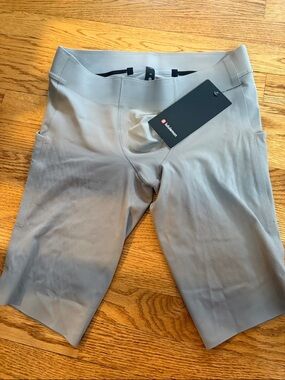 lululemon athletica Men’s Grey Performance Athletic Shorts